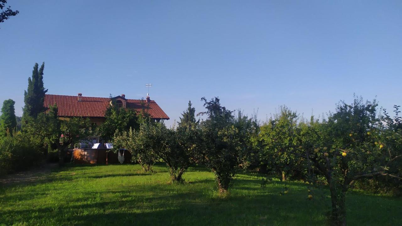 B&B Naturin - Cascina Colombaro Lauriano 외부 사진