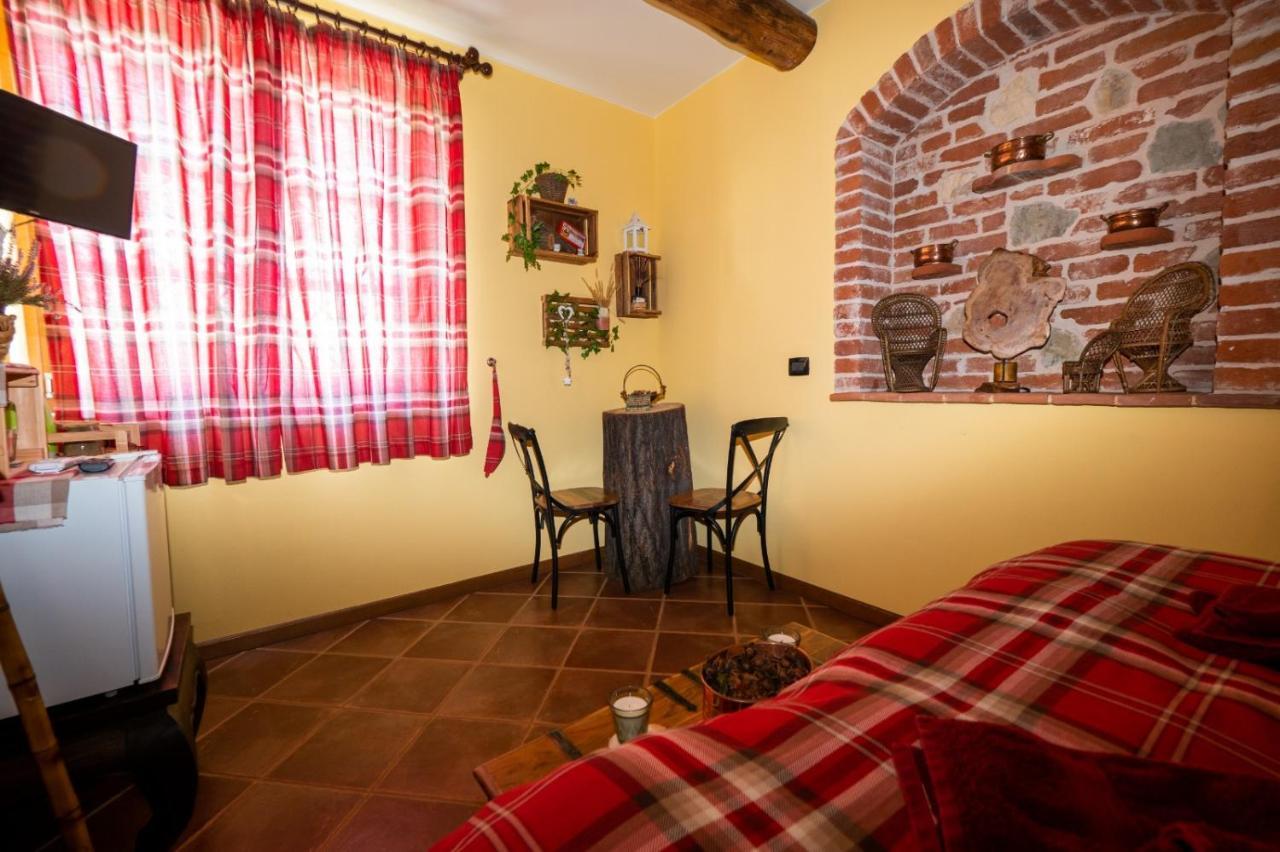 B&B Naturin - Cascina Colombaro Lauriano 외부 사진